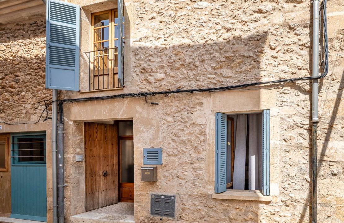 Charming Townhouse in Pollensa old town for sale - Mallorca